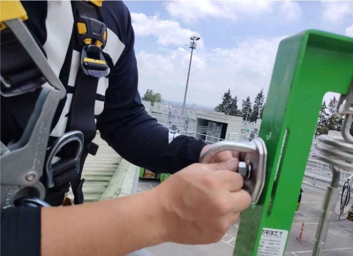 Instalación de Anclajes